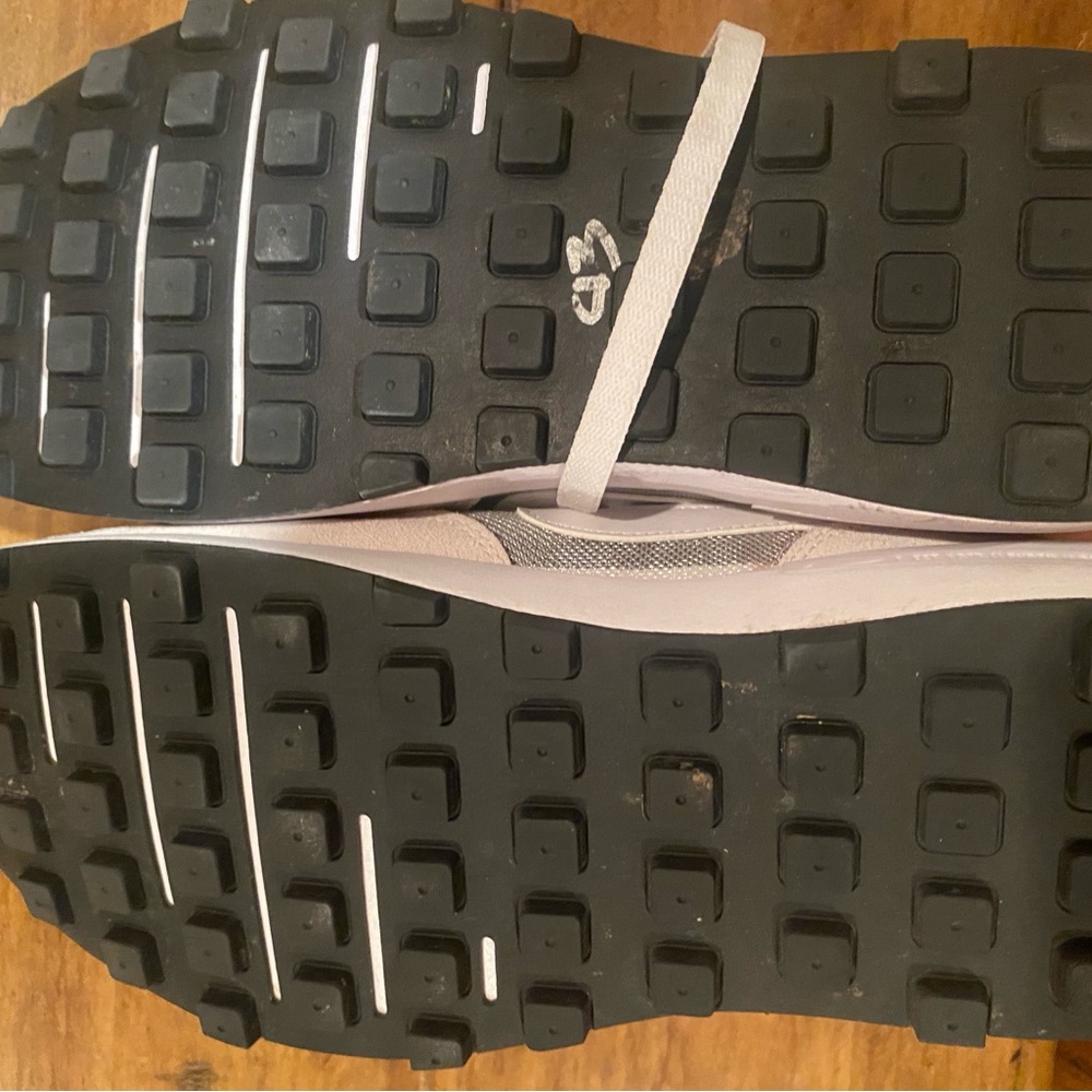 Nike Men's White and Light Gray Mesh Sneakers - Picture 2 of 3
